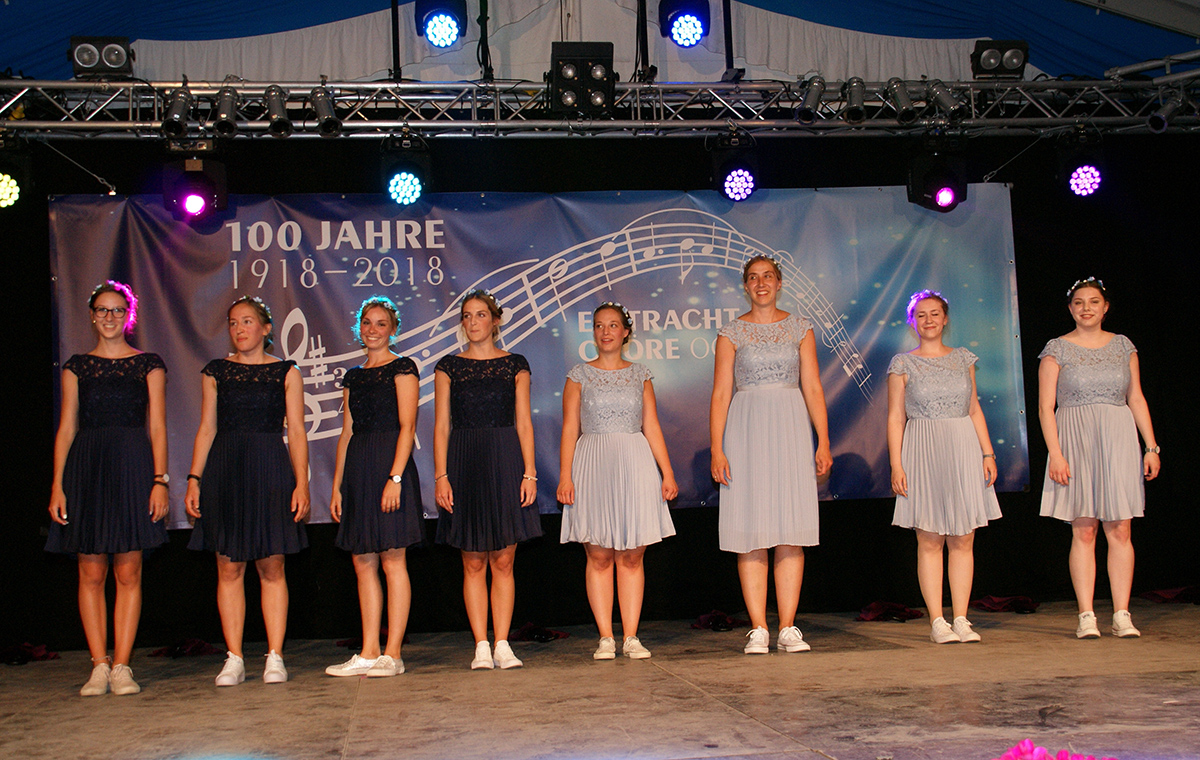 2018-06-09 Festdamen_28