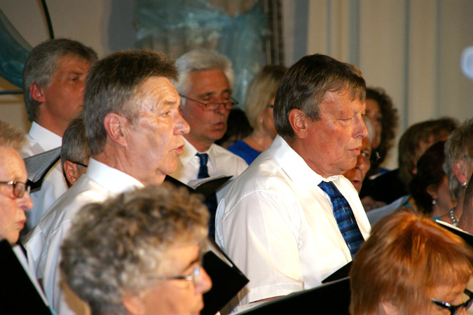 2016-05%20Muttertagskonzert%20Trinkkuranlage_23