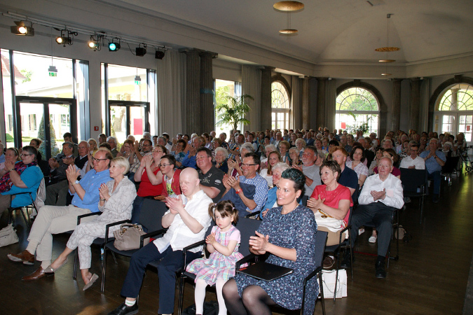 2016-05%20Muttertagskonzert%20Trinkkuranlage_43