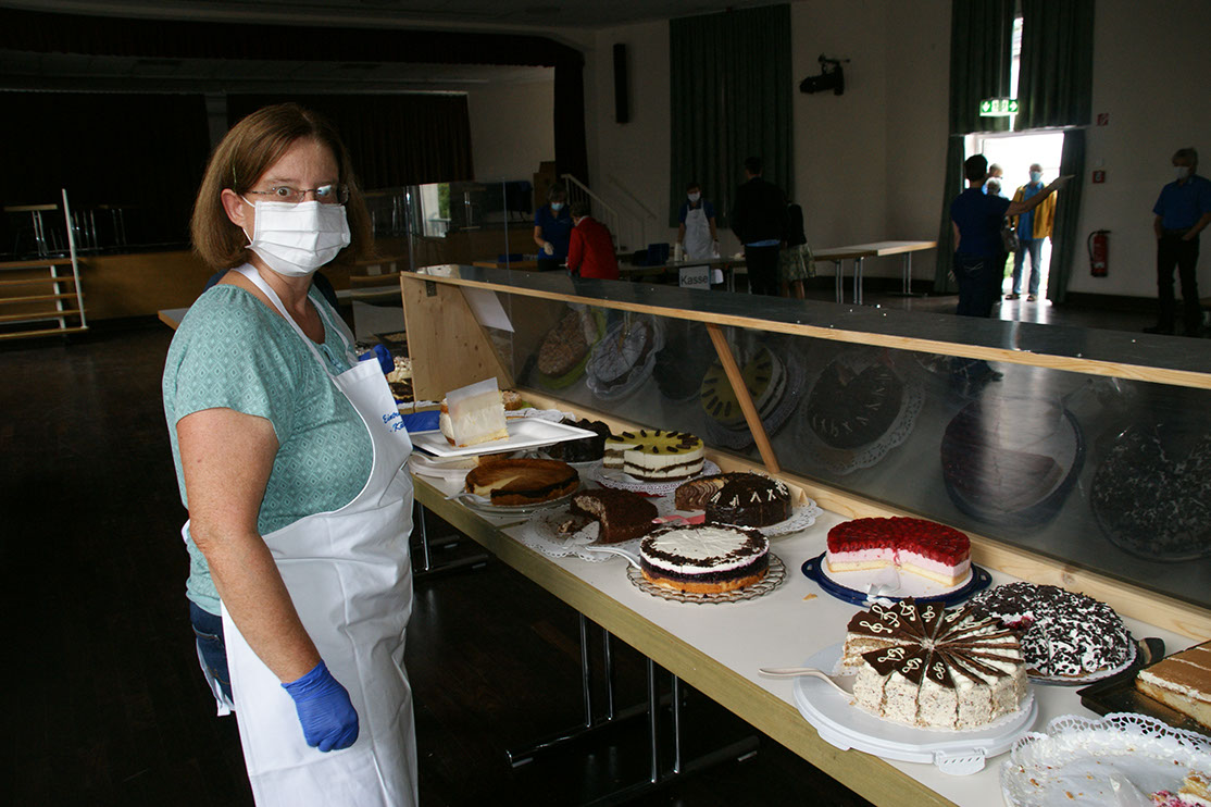 2020-08 Kuchenbuffet Coronazeit '10